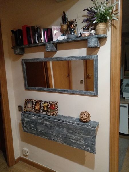 Mesa tocador con palets