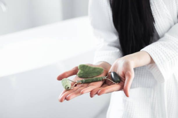 Gua sha y roller para el cuidado facial