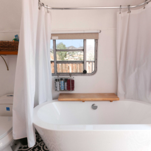 Cómo limpiar las cortinas de baño